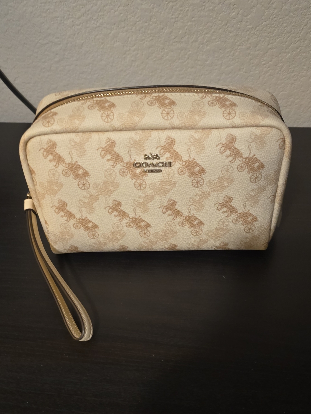 COACH Cream and Tan Signature Horse & Carriage Makeup Bag